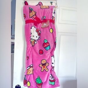 🎁 Idea Hello Kitty Set of 2 Christmas 60 x 70 Holiday Soft Blankets New with Tag